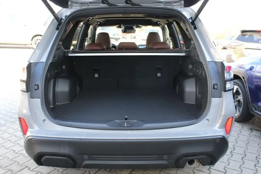 Subaru Forester - Thumbnail 12