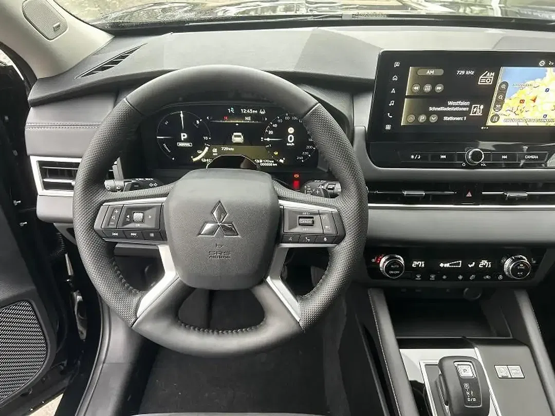 Mitsubishi Outlander - Thumbnail 13