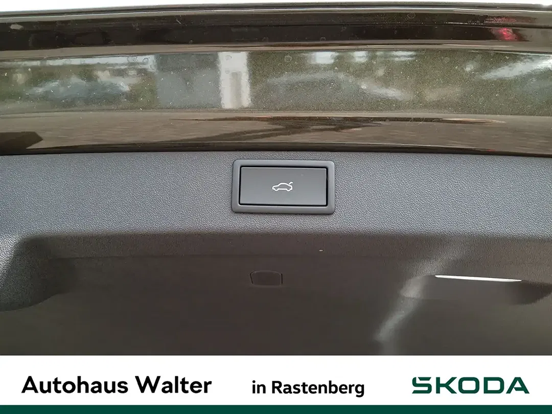 Skoda Enyaq - Thumbnail 11