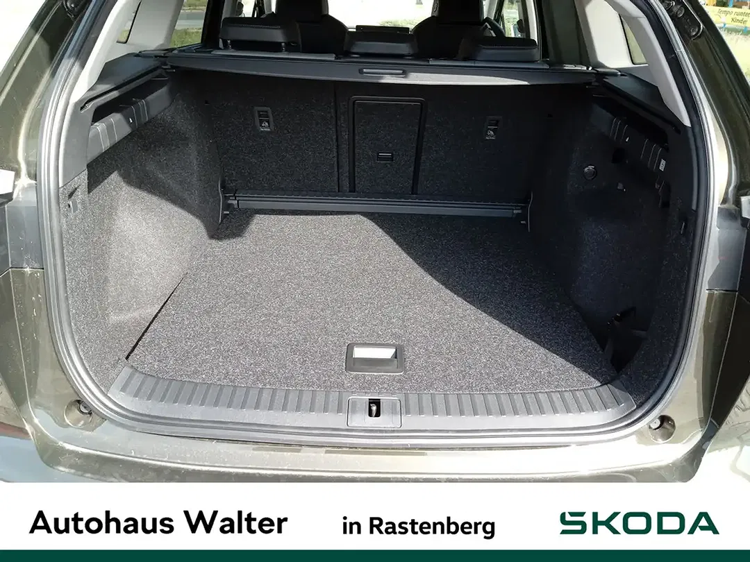 Skoda Enyaq - Thumbnail 12