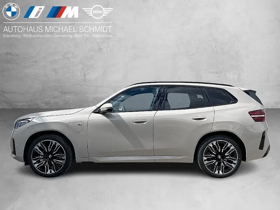 BMW X3 - Thumbnail 2