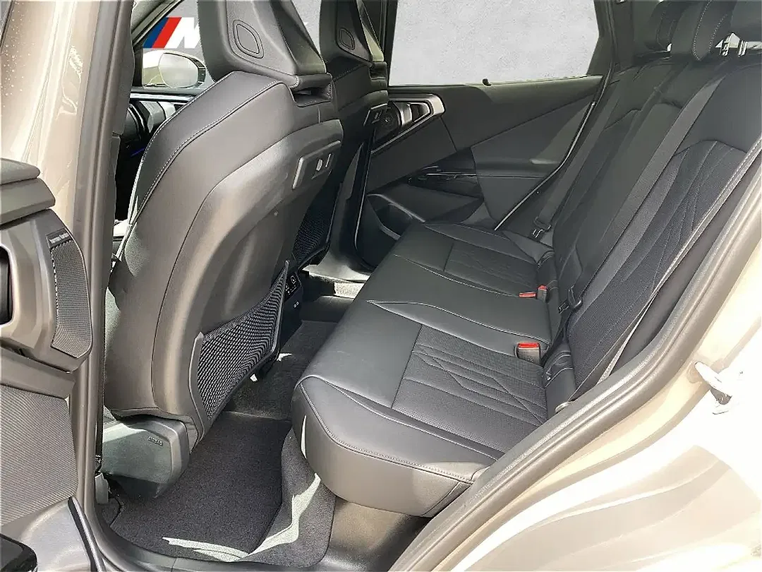 BMW X3 - Thumbnail 9