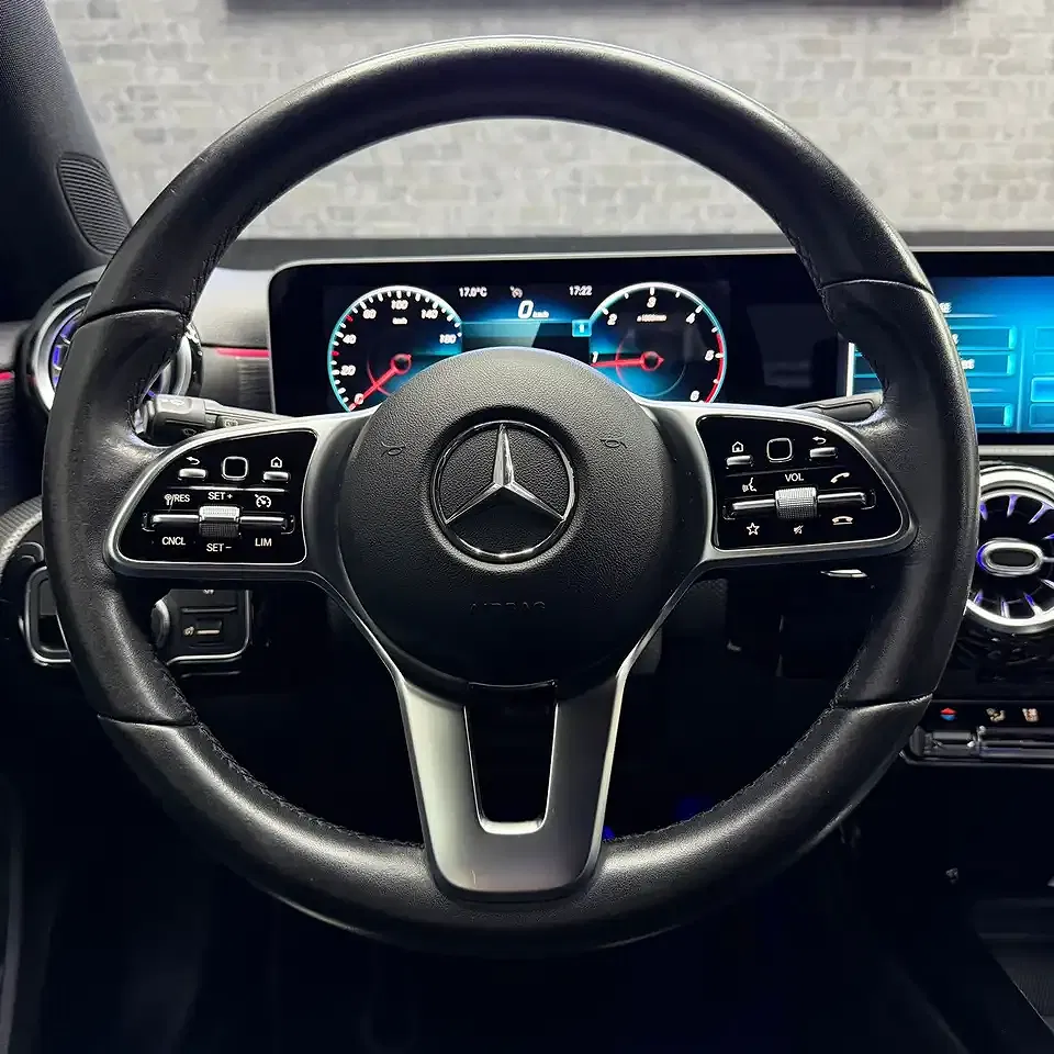 Mercedes-Benz A 180 - Thumbnail 11