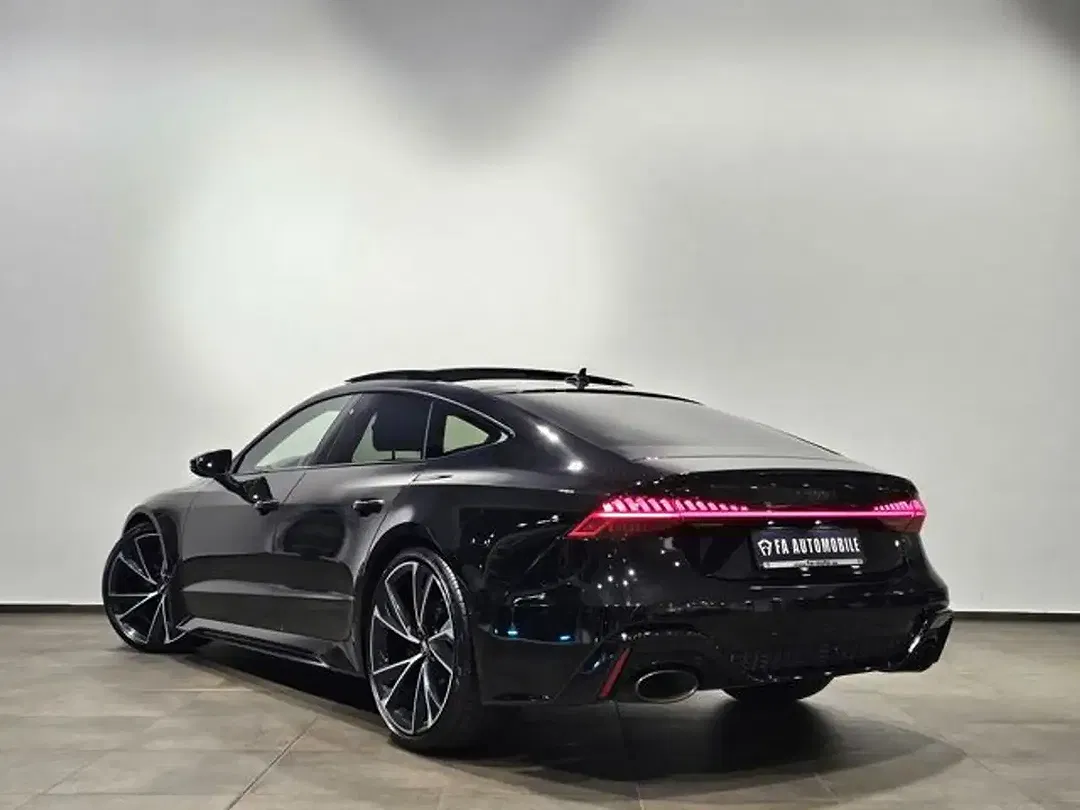 Audi RS7 - Thumbnail 9