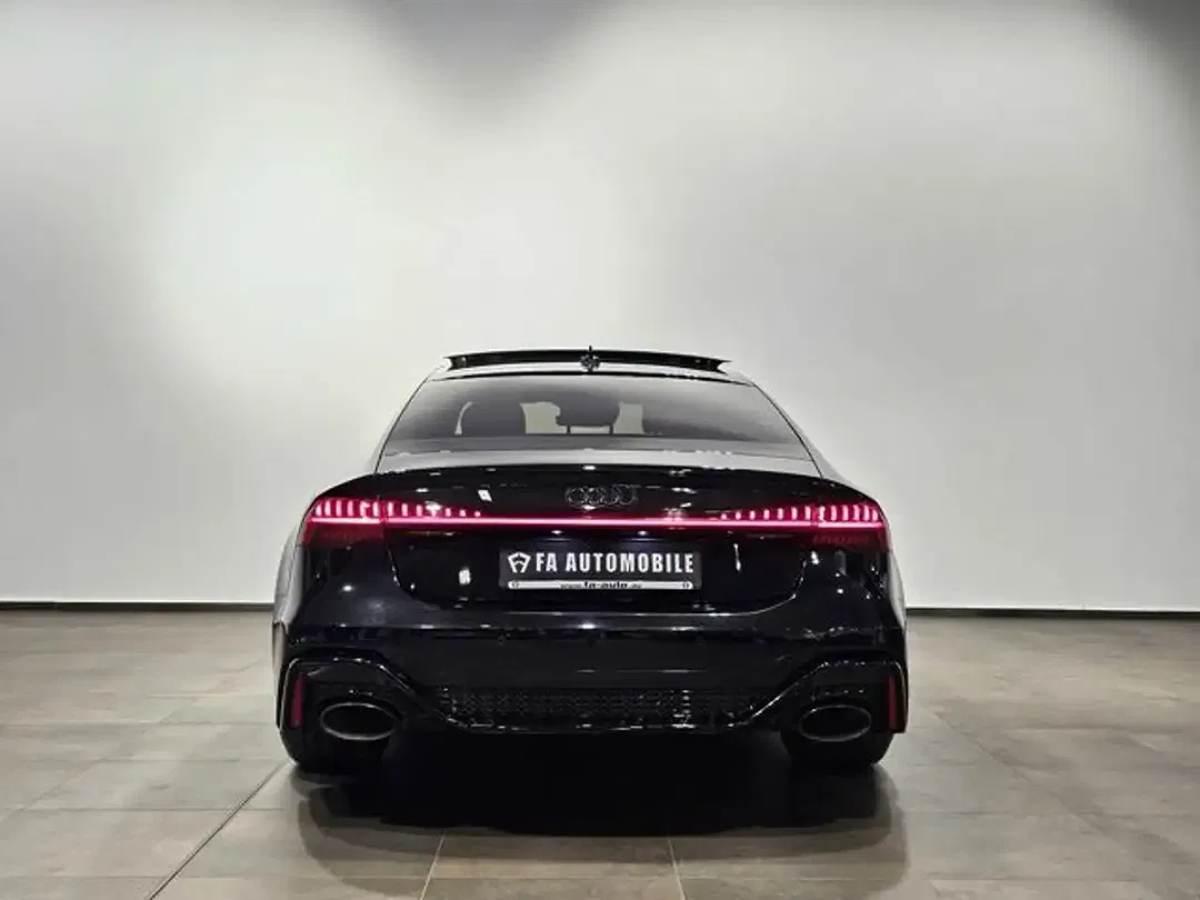 Audi RS7 - Thumbnail 10