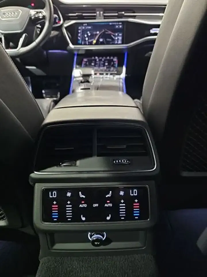 Audi RS7 - Thumbnail 19