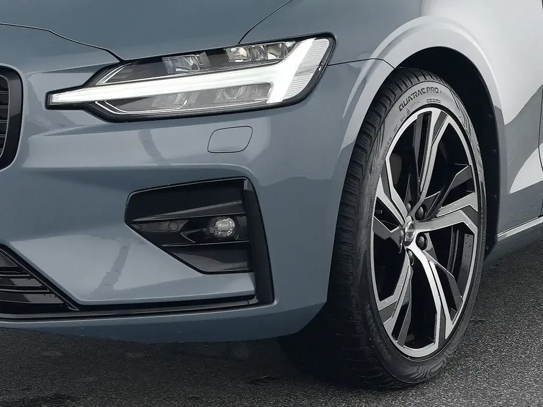 Volvo S60 - Thumbnail 5