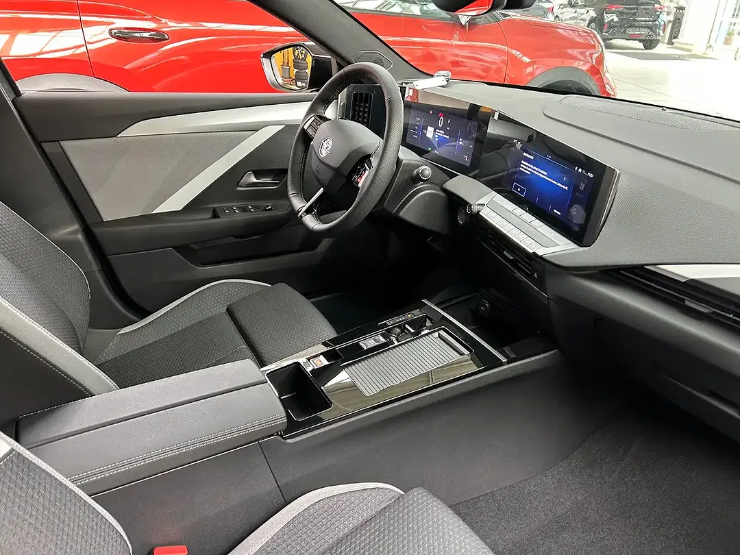 Opel Astra - Thumbnail 6