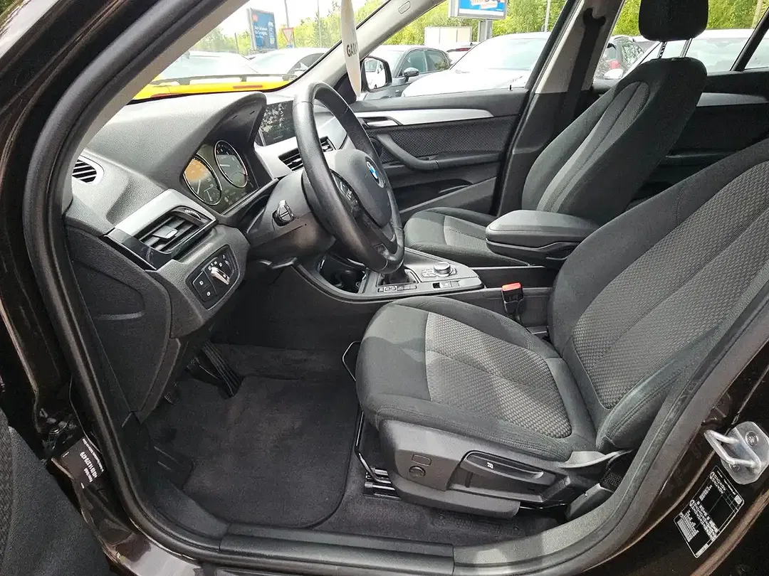 BMW X1 - Thumbnail 12