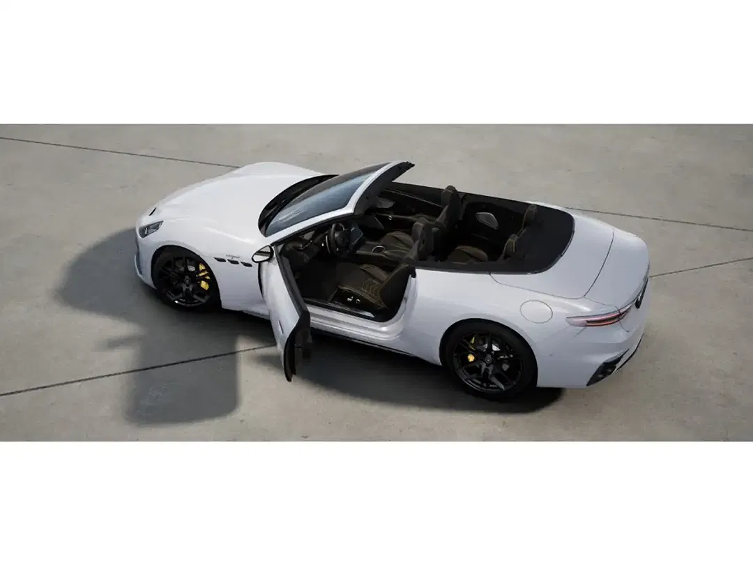 Maserati GranCabrio - Thumbnail 8
