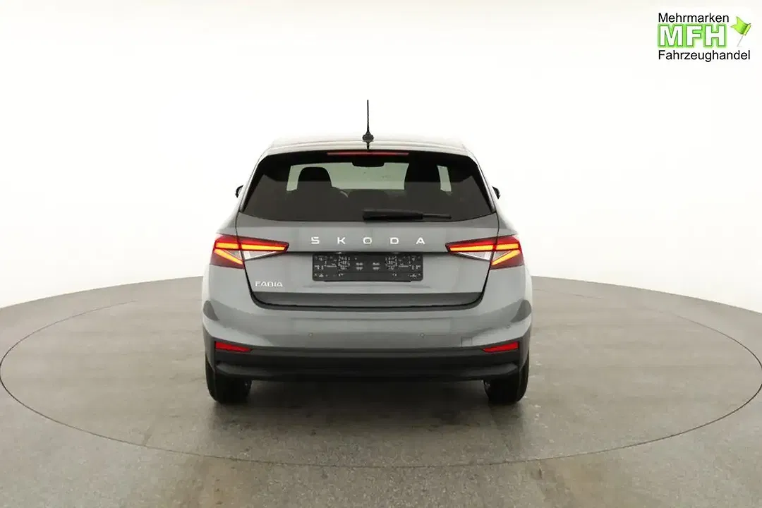 Skoda Fabia - Thumbnail 13