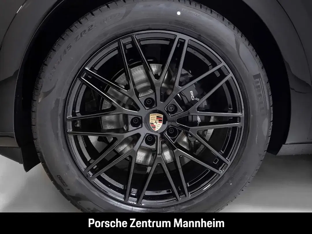 Porsche Cayenne - Thumbnail 8