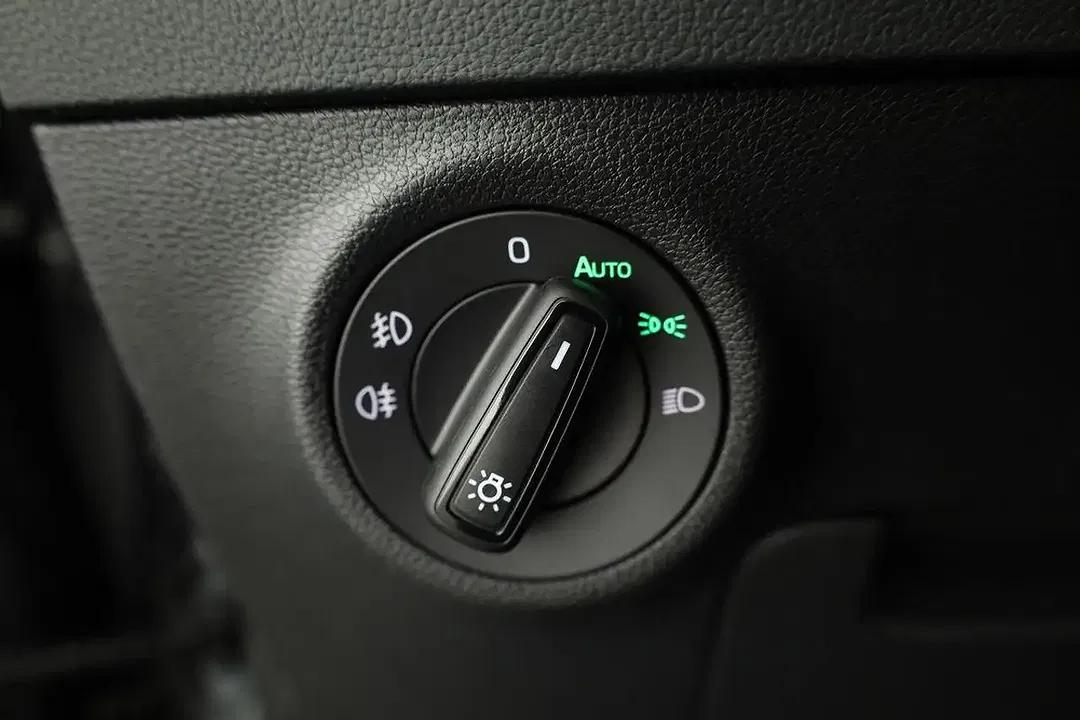 Skoda Karoq - Thumbnail 9