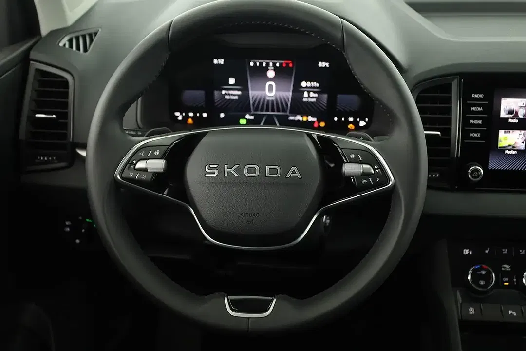 Skoda Karoq - Thumbnail 6