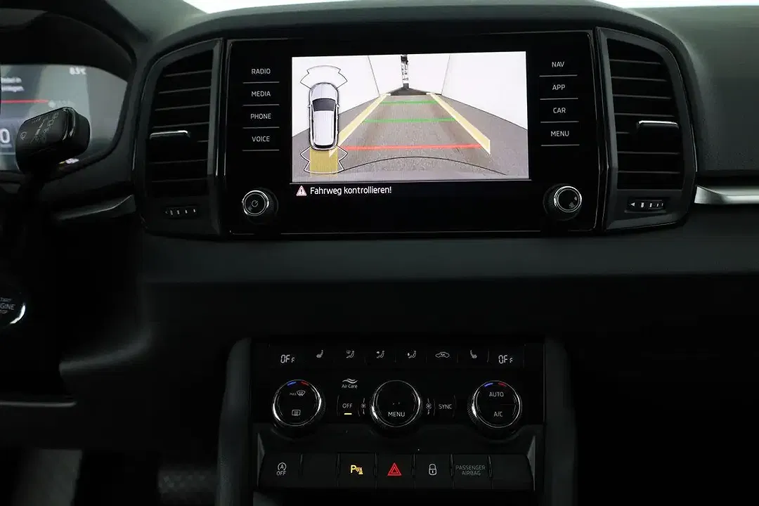 Skoda Karoq - Thumbnail 7