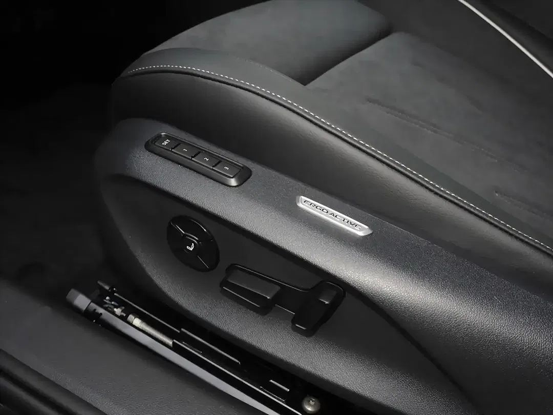 Volkswagen Passat Variant - Thumbnail 12