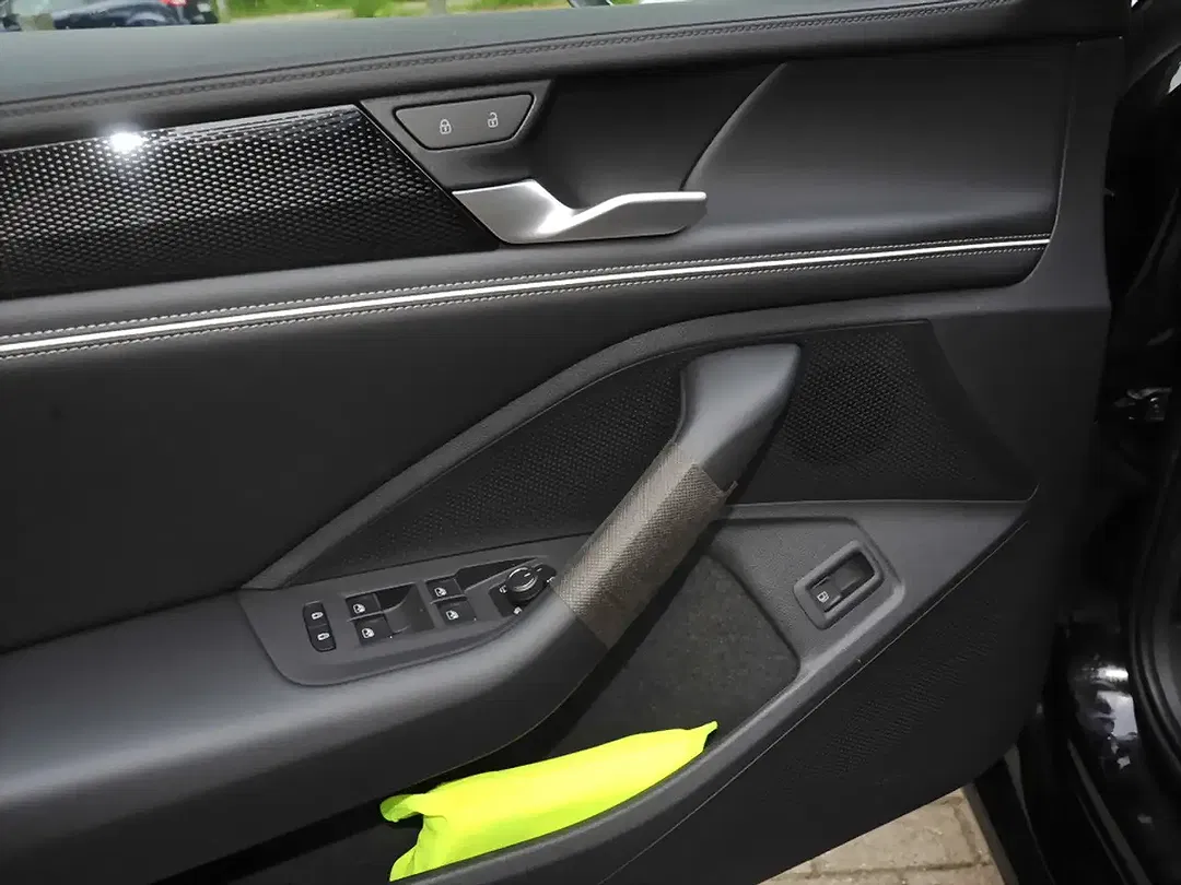 Volkswagen Passat Variant - Thumbnail 13