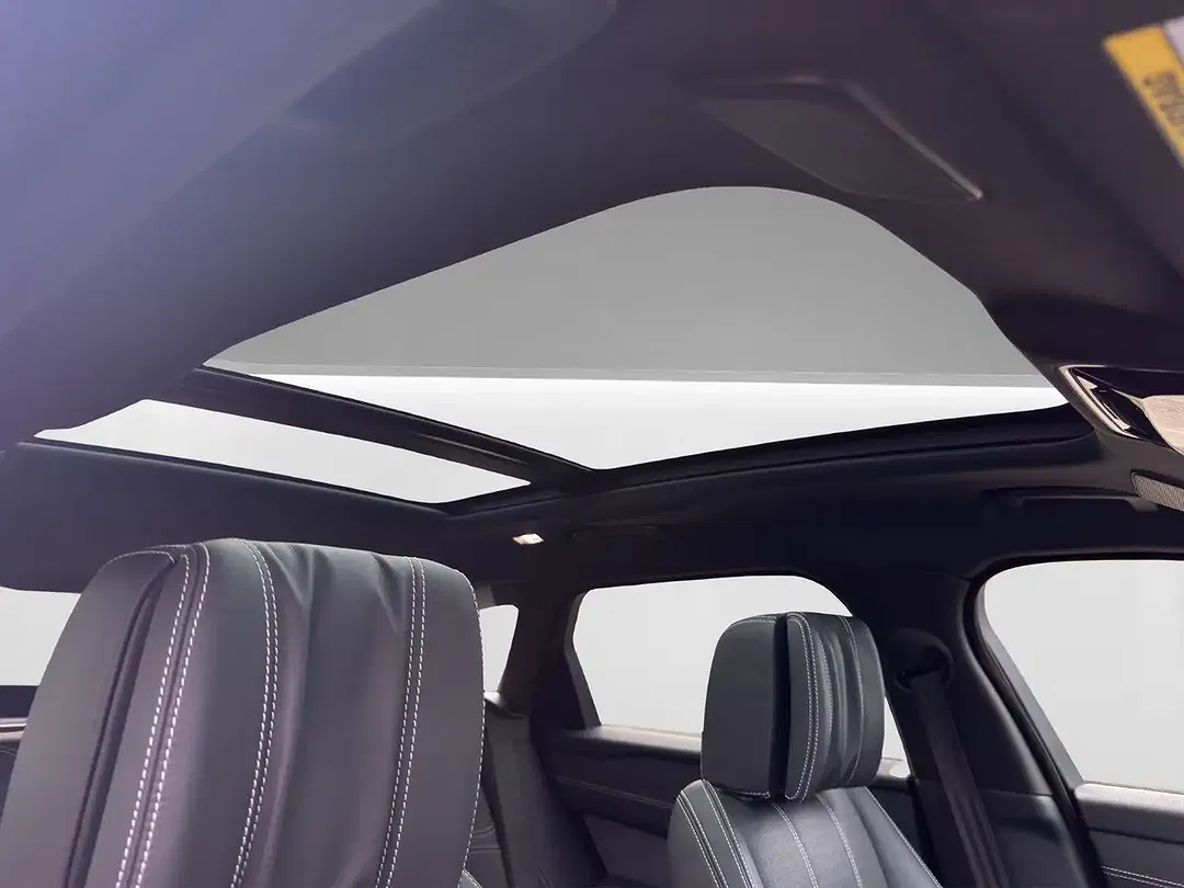 Land Rover Range Rover Velar - Thumbnail 15