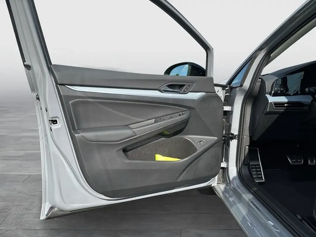 Volkswagen Golf Variant - Thumbnail 12