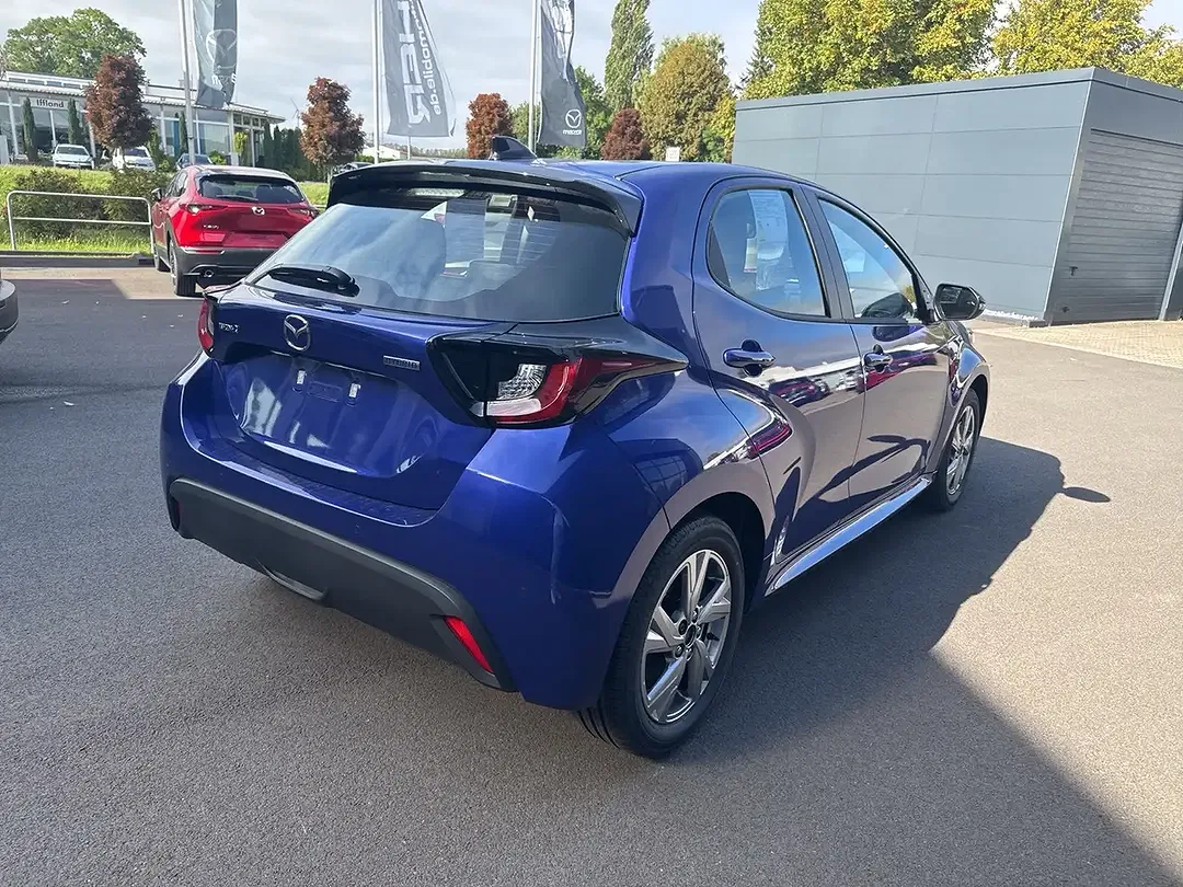 Mazda 2 - Thumbnail 4