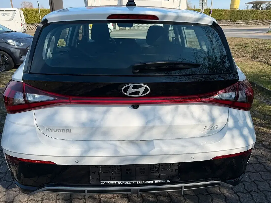 Hyundai i20 - Thumbnail 4
