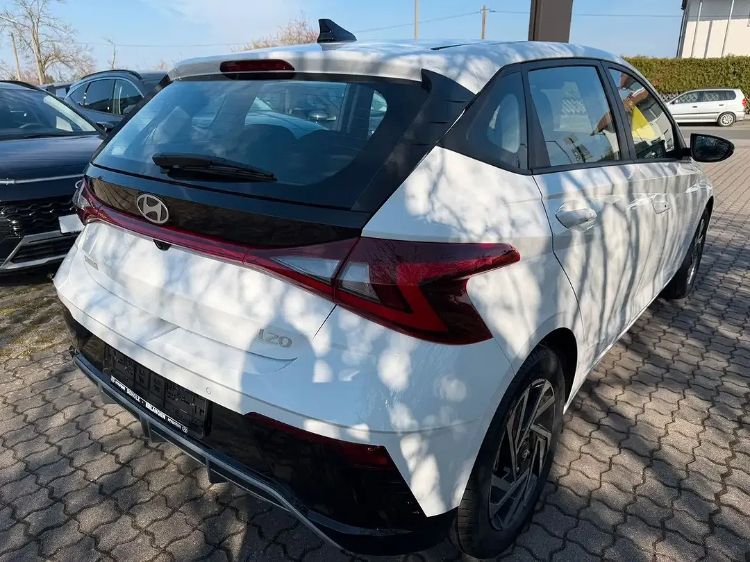 Hyundai i20 - Thumbnail 5