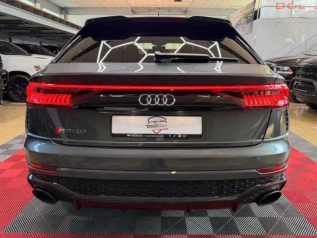Audi RS Q8 - Thumbnail 11
