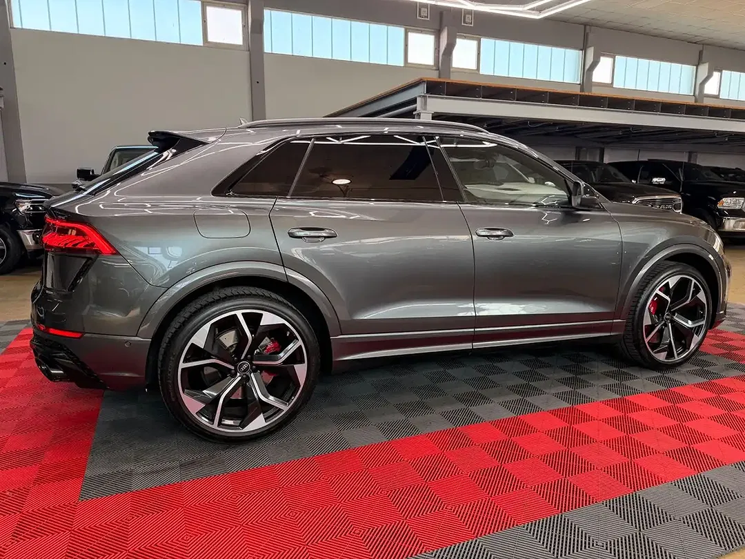 Audi RS Q8 - Thumbnail 14