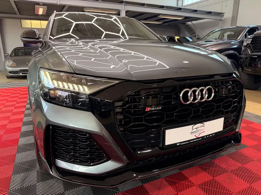 Audi RS Q8 - Thumbnail 15