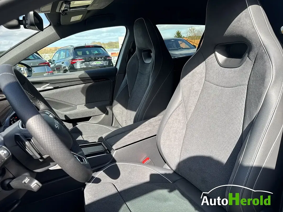 Skoda Superb - Thumbnail 11