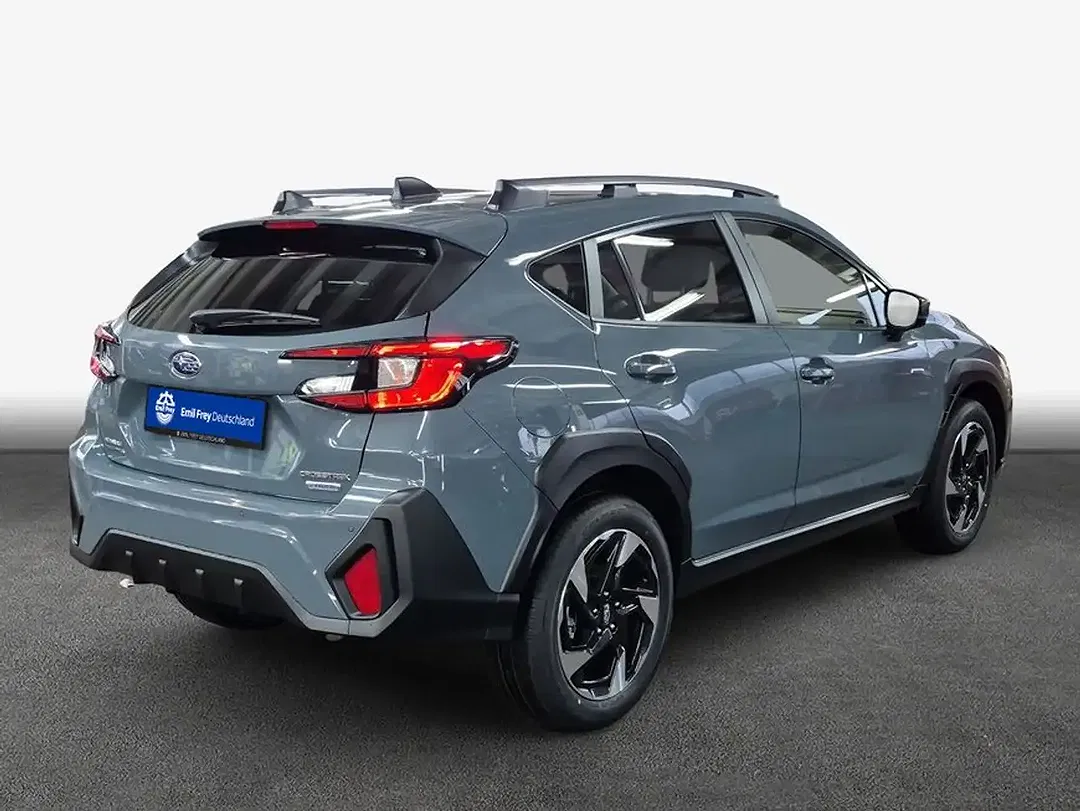 Subaru Crosstrek - Thumbnail 2