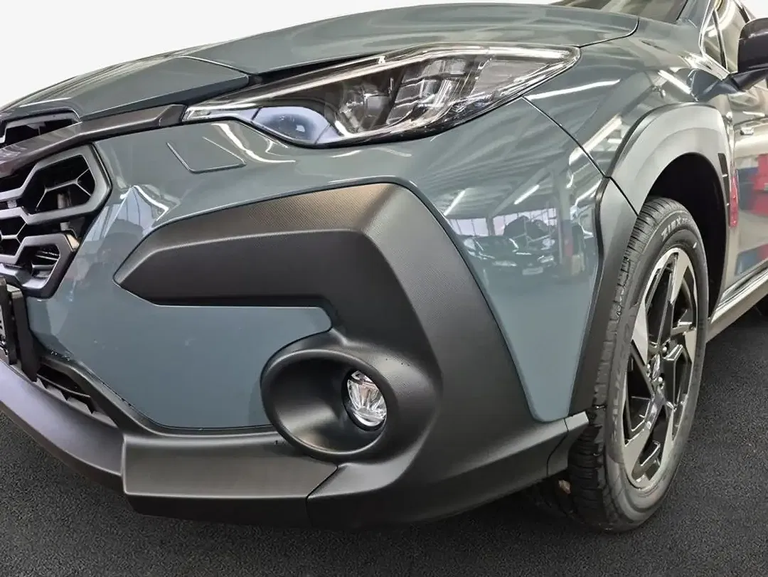 Subaru Crosstrek - Thumbnail 4