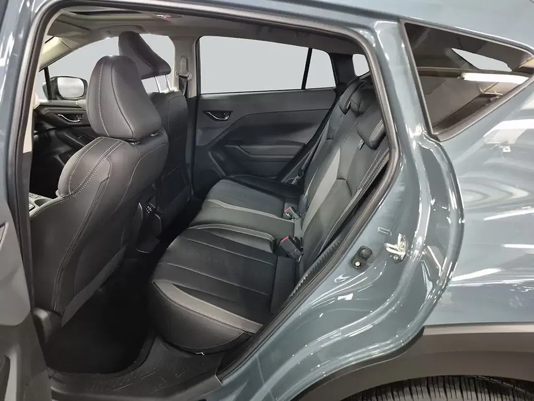 Subaru Crosstrek - Thumbnail 8