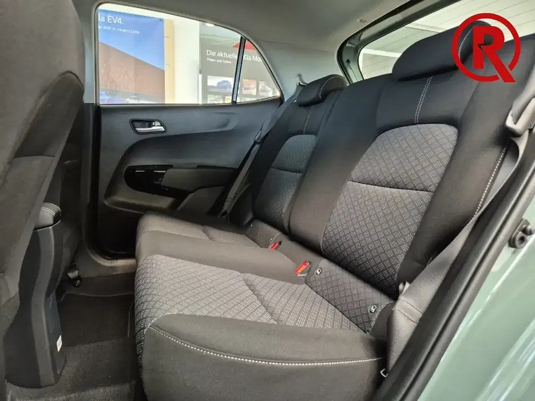 Kia Picanto - Thumbnail 9