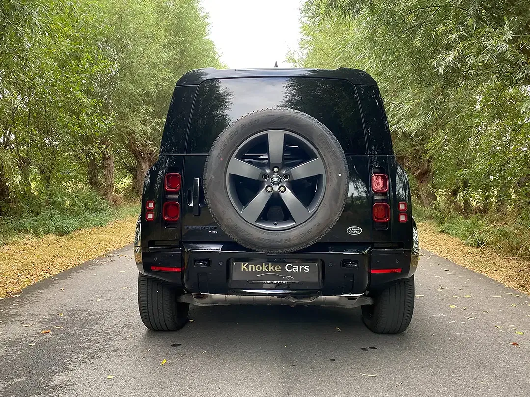 Land Rover Defender - Thumbnail 3