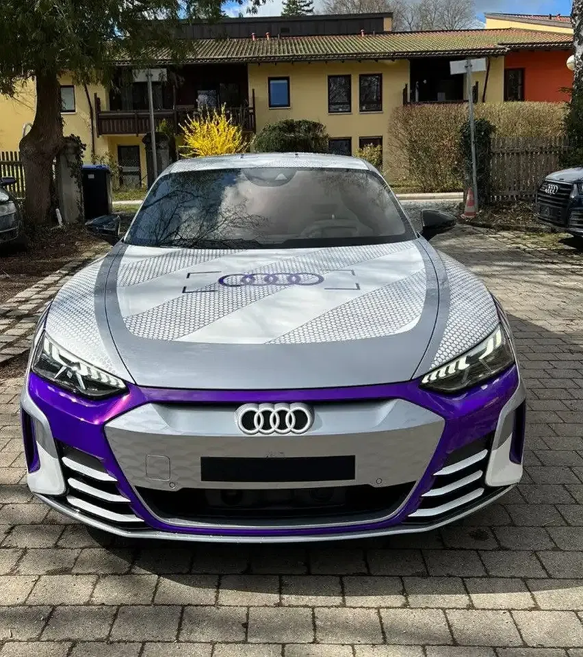 Audi RS e-tron GT - Thumbnail 2