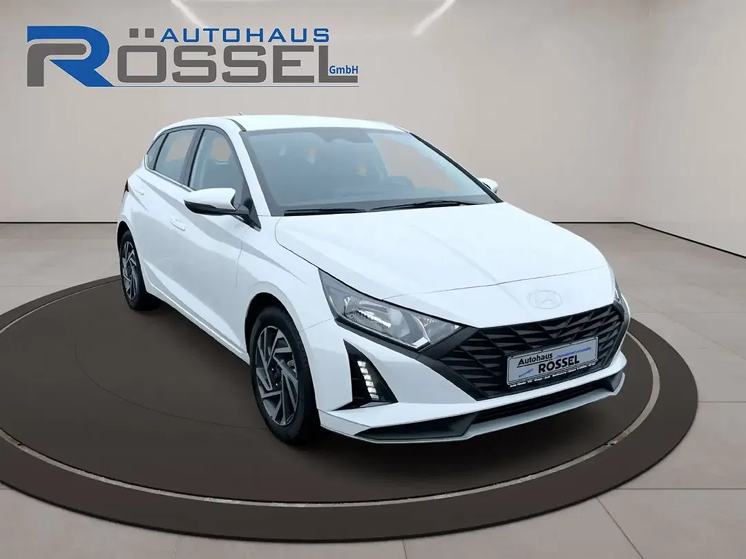 Hyundai i20 - Thumbnail 3