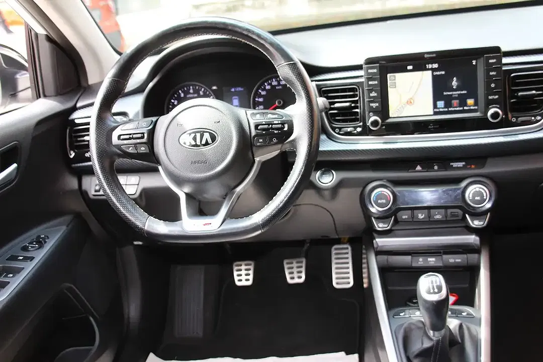 Kia Rio - Thumbnail 12