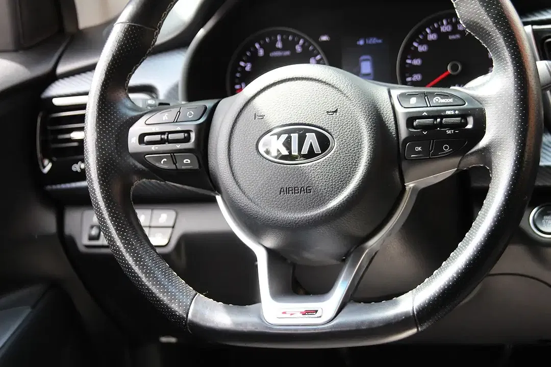 Kia Rio - Thumbnail 13