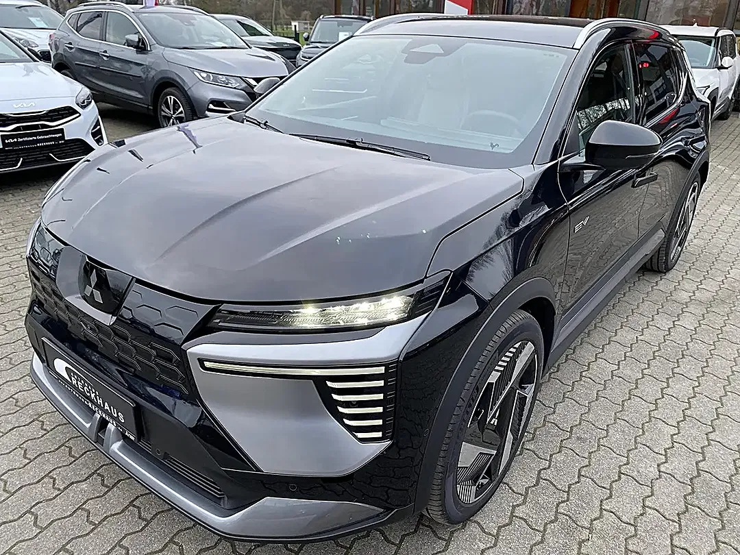 Mitsubishi Eclipse Cross - Thumbnail 2