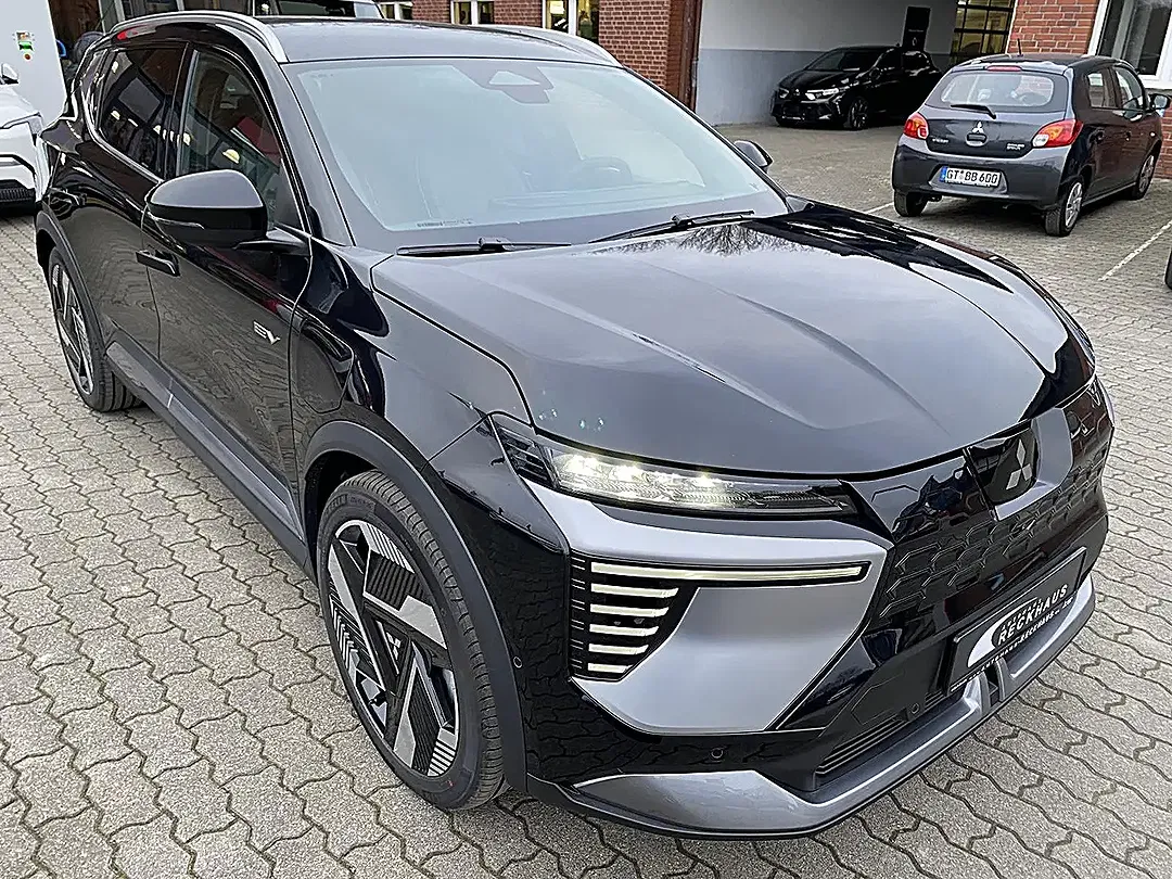 Mitsubishi Eclipse Cross - Thumbnail 9