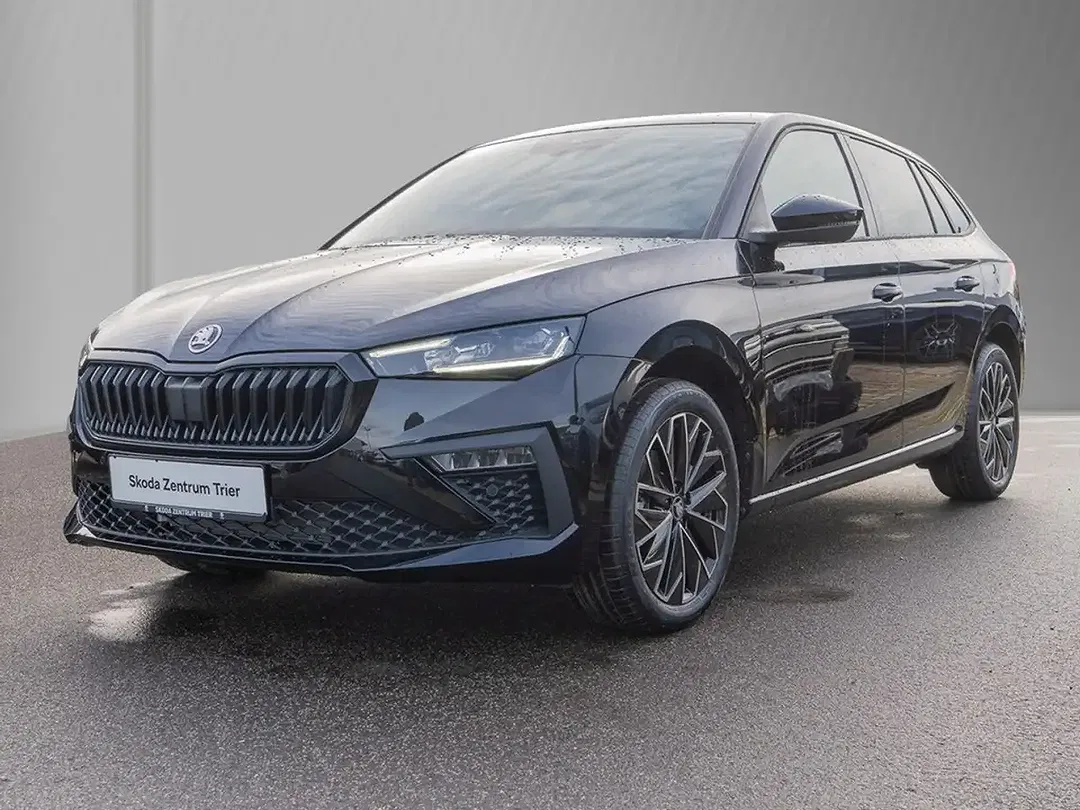 Skoda Scala - Thumbnail 2