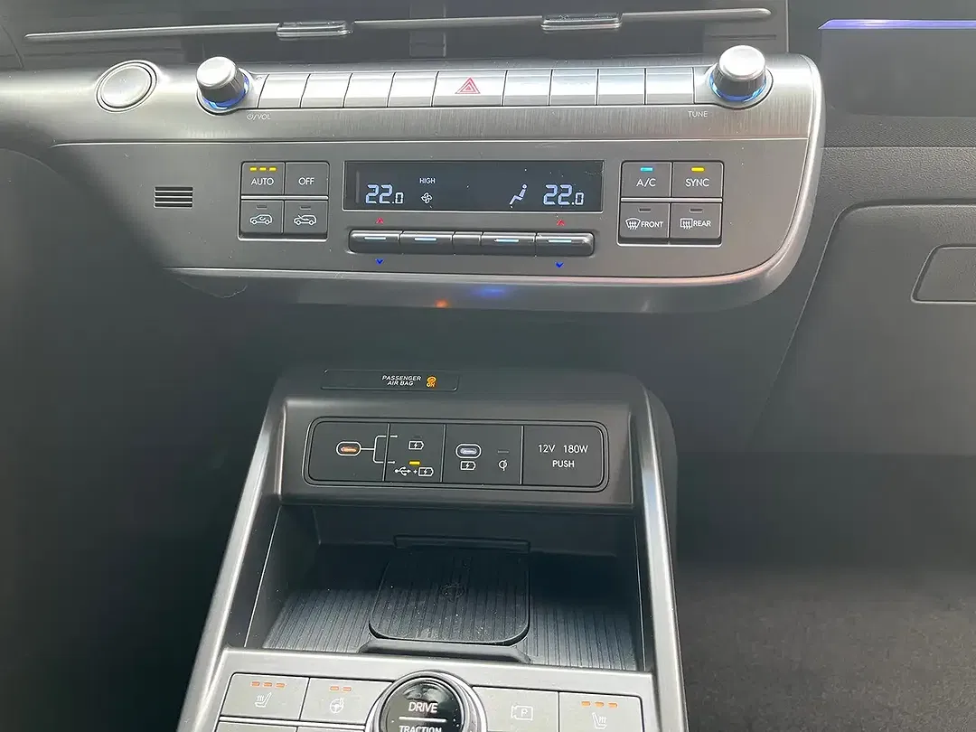 Hyundai KONA - Thumbnail 13