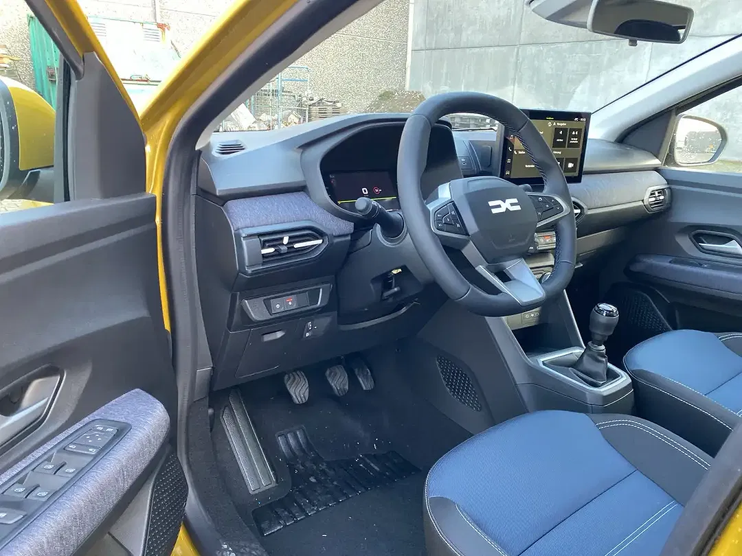 Dacia Sandero - Thumbnail 10