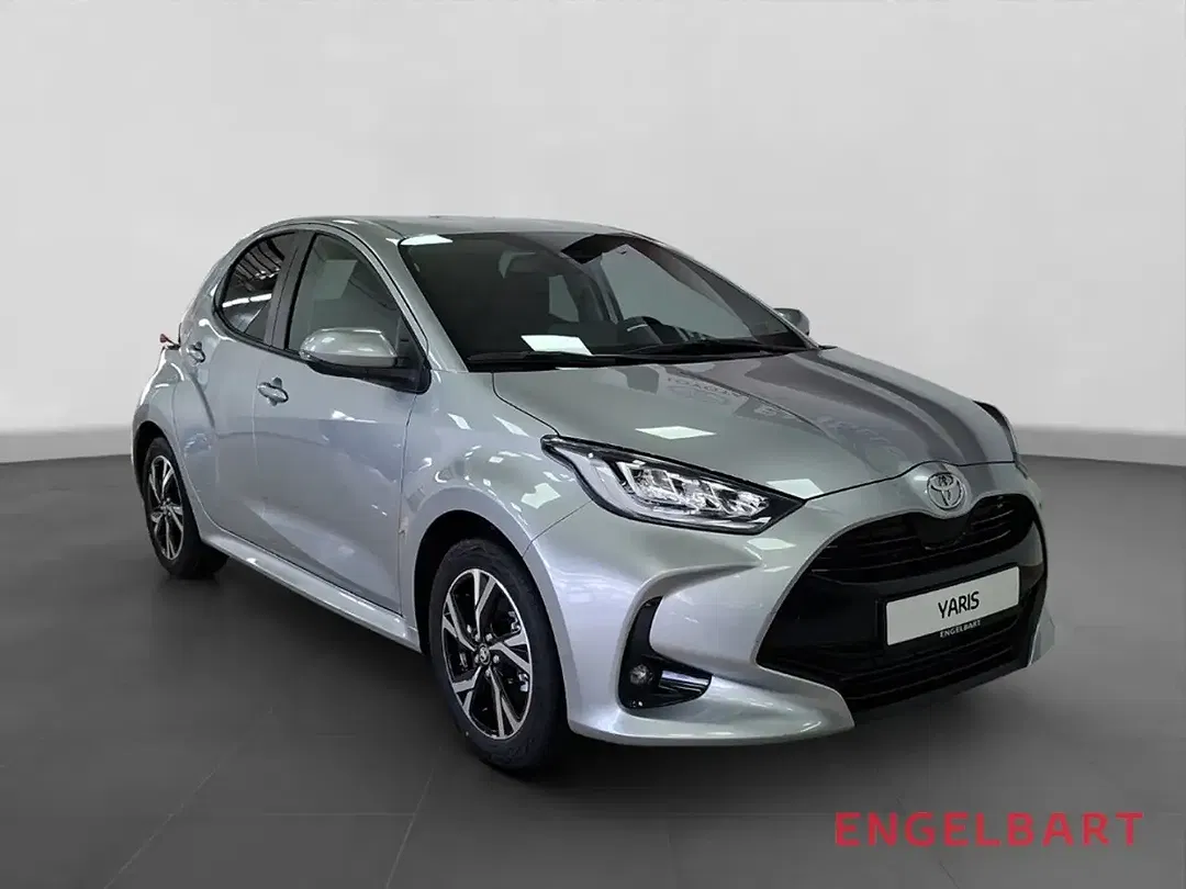 Toyota Yaris - Thumbnail 5