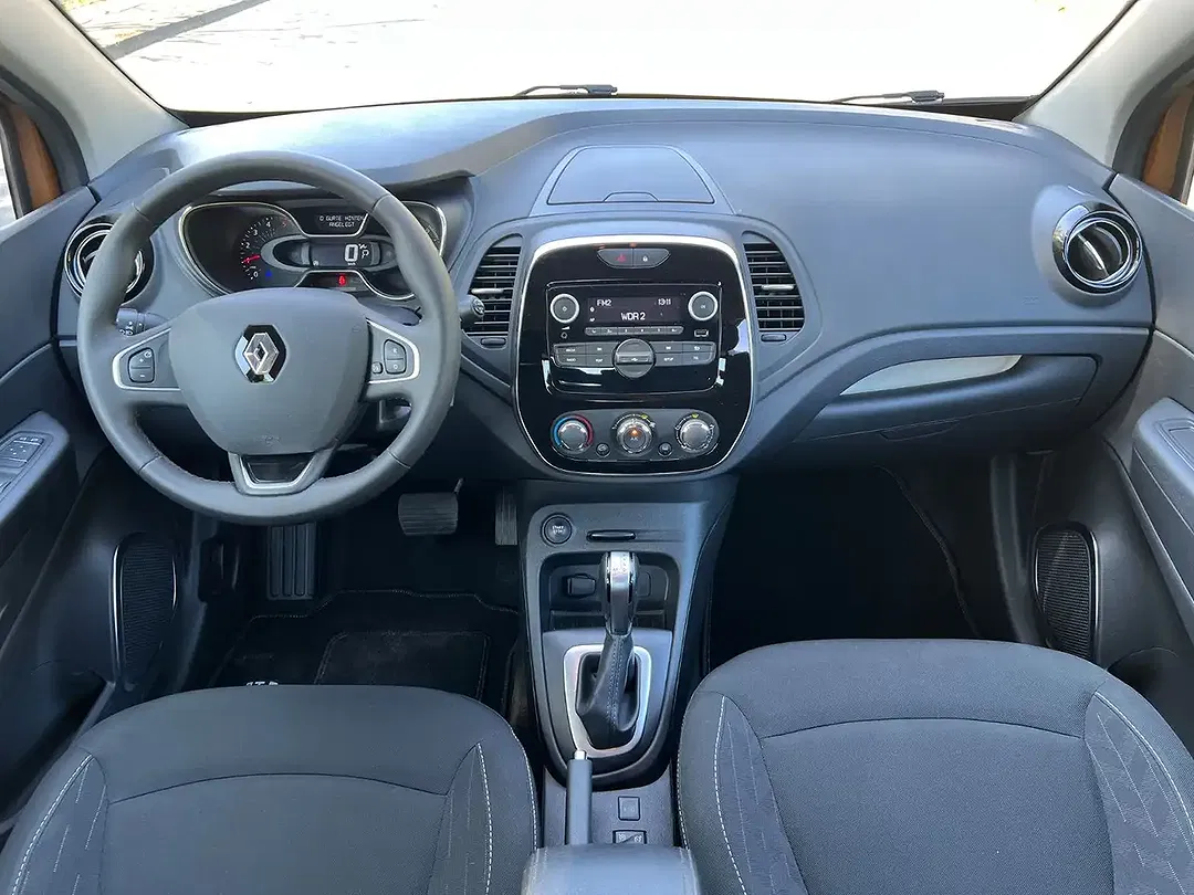Renault Captur - Thumbnail 11