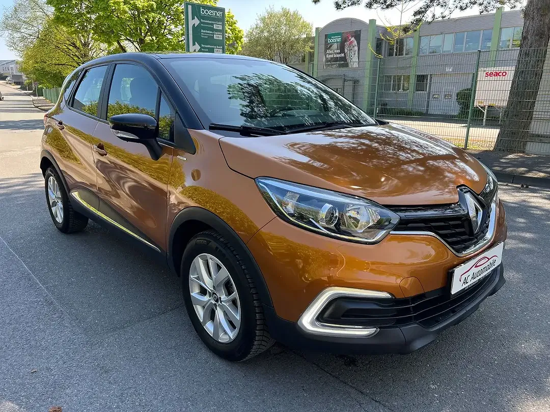 Renault Captur - Thumbnail 2