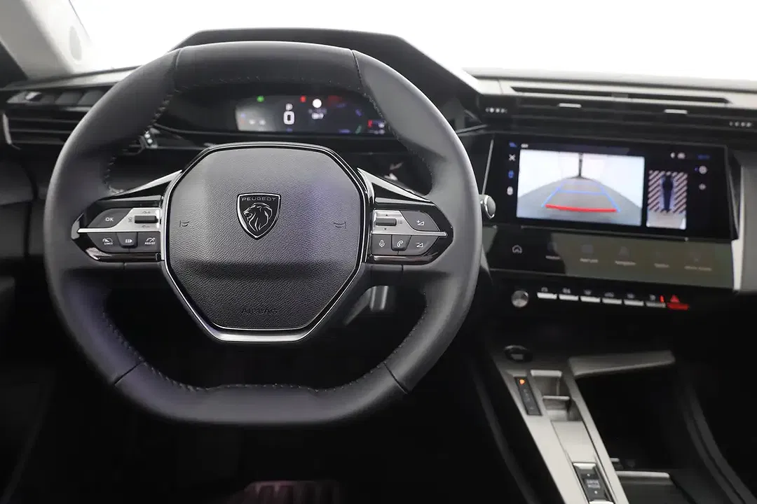 Peugeot 308 - Thumbnail 9