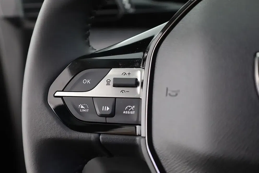 Peugeot 308 - Thumbnail 14