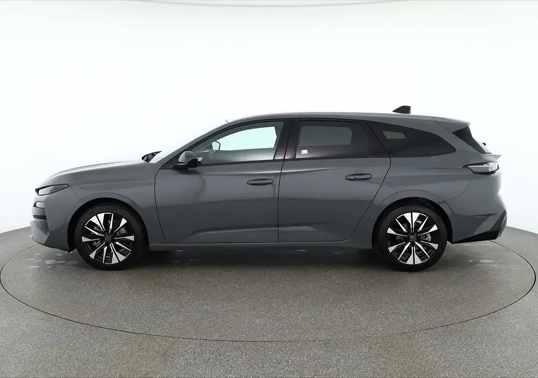 Peugeot 308 - Thumbnail 1